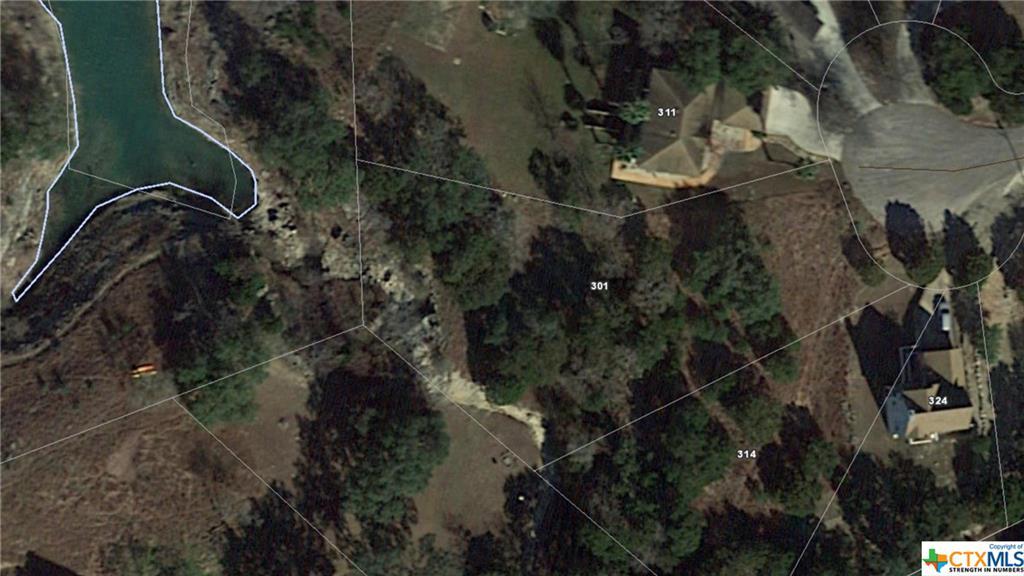 301 Village View - Photo 1