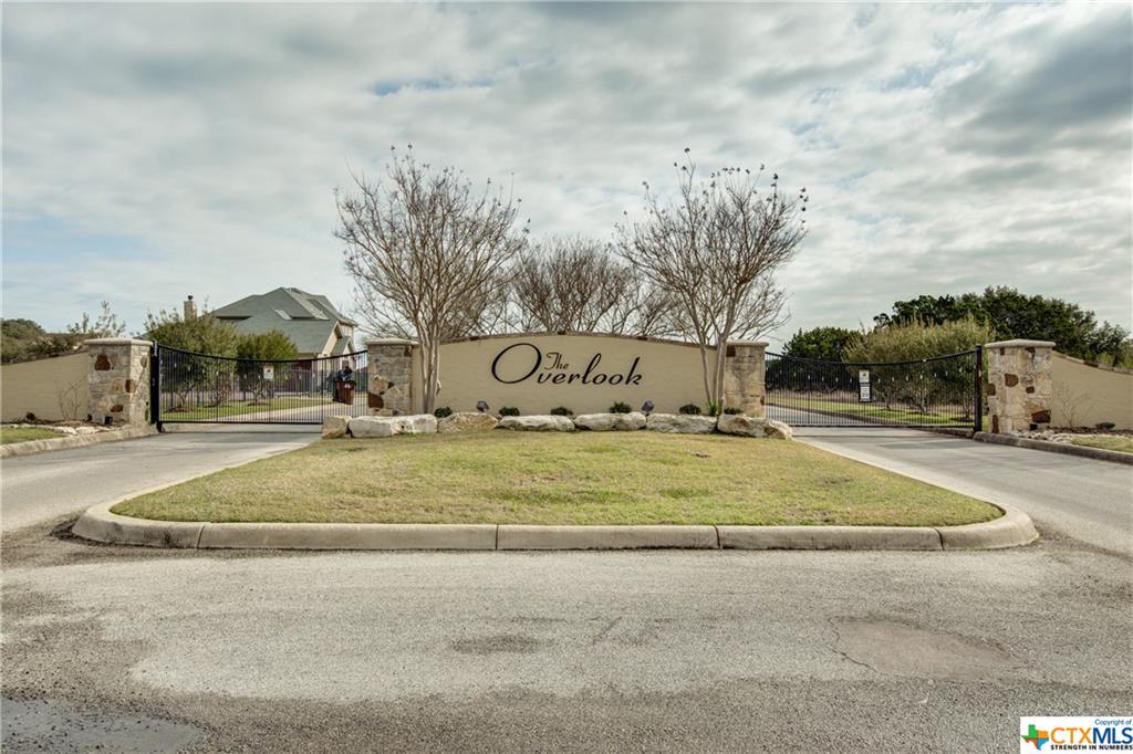 277 Fossil Hills - Photo 1