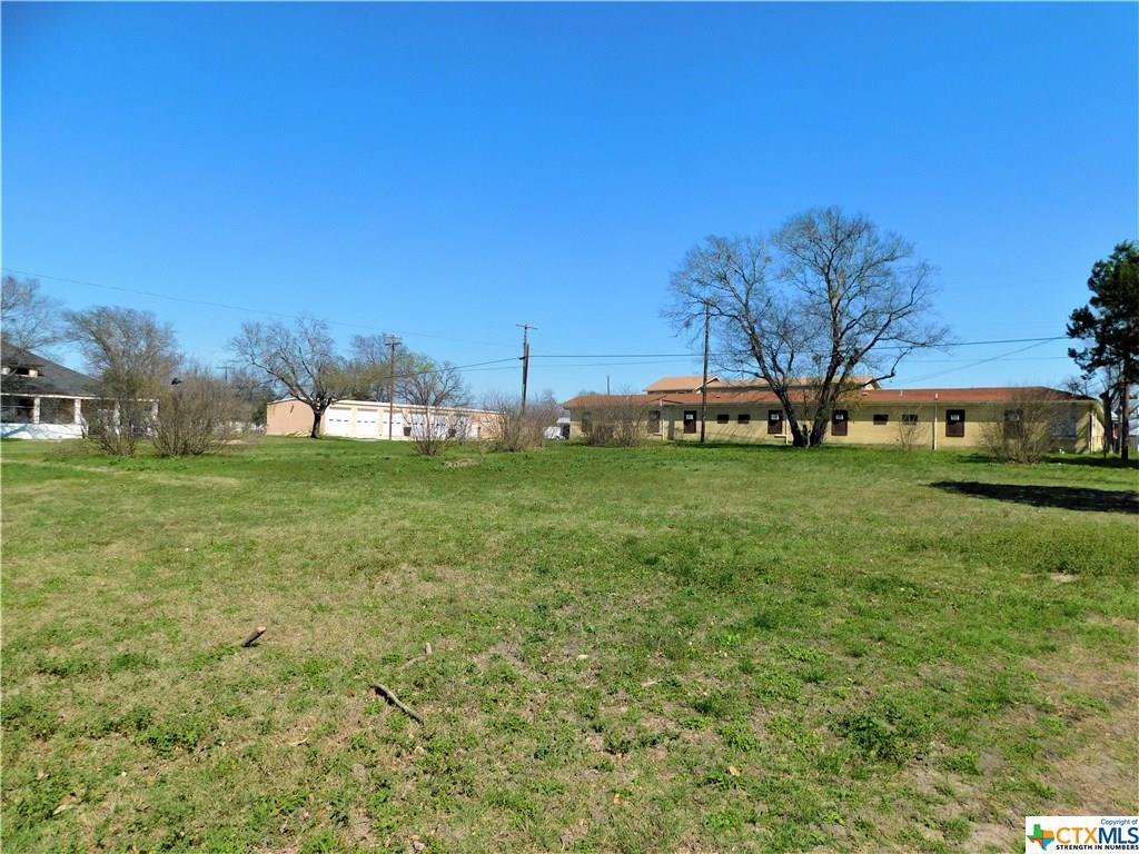 701 19th - Photo 1