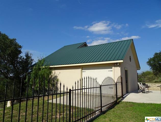 3050 Ranch Road 2233 - Photo 1