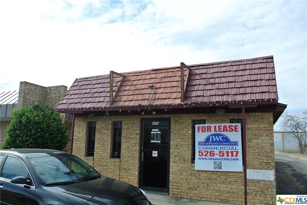 425 38Th- For Lease Only Street - Photo 1