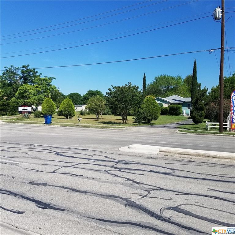 820 County Line - Photo 1