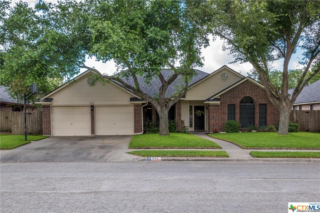 501 Dunbar - Photo 1