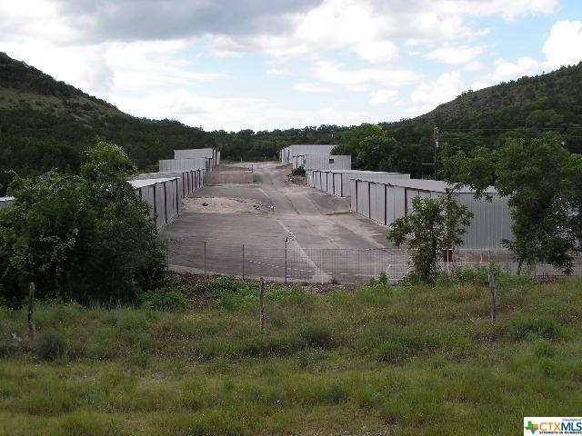 5770 Fm 2673 - Photo 1