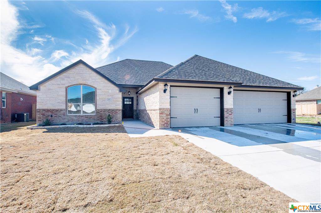 7113 Diamond Dove Drive - Photo 1