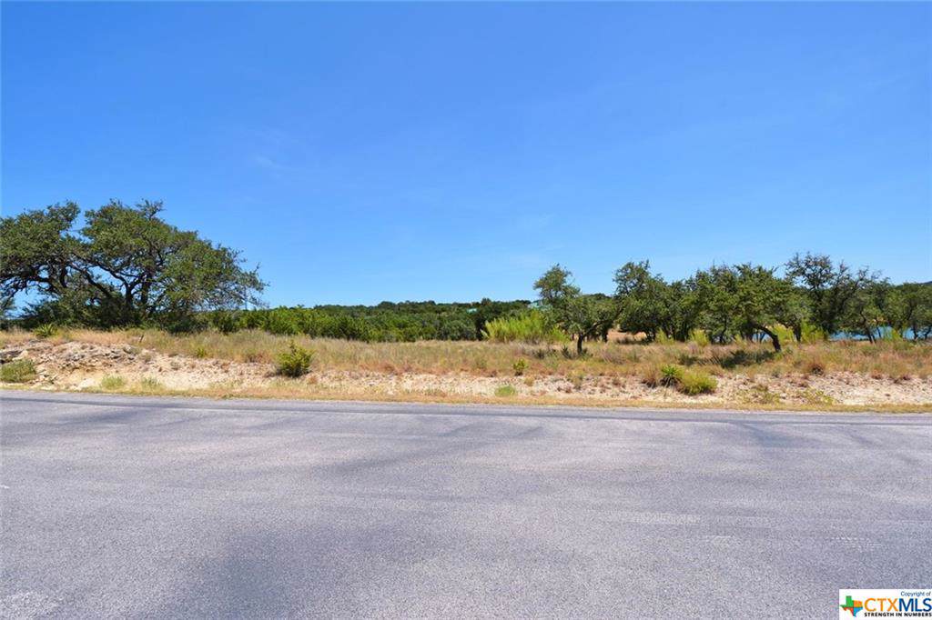 411 Cielo Vista - Photo 1
