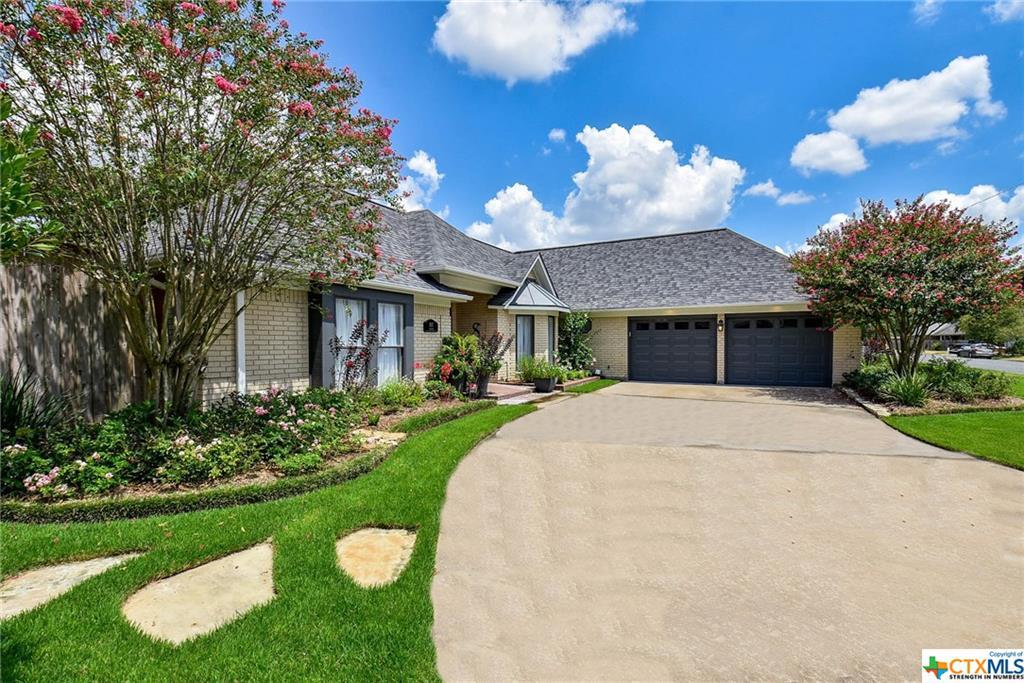 807 Trochta Street - Photo 1