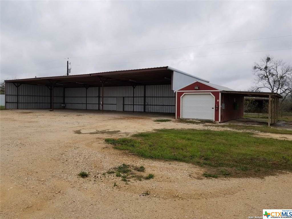 11500 Fm 1681 - Photo 1