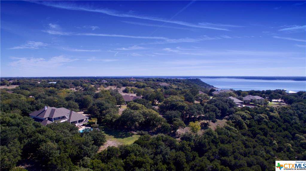4331 Lago Vista Drive - Photo 1