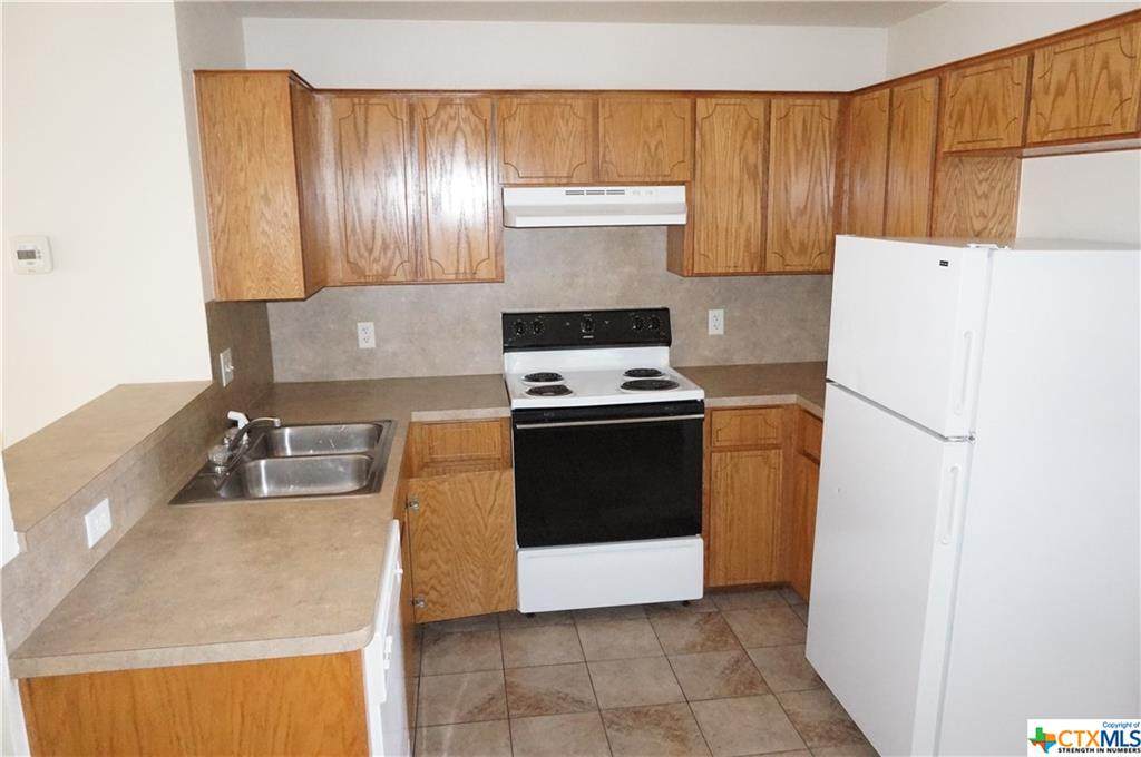2805 Vernice Loop - Photo 1