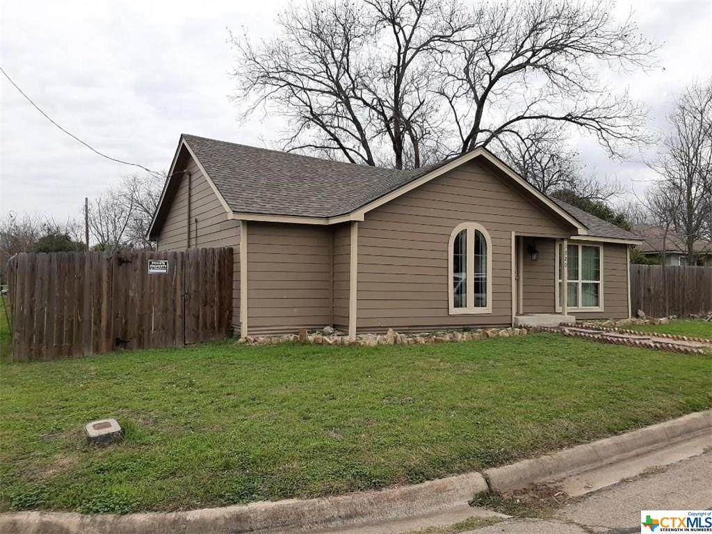1320 6th Street - Photo 1
