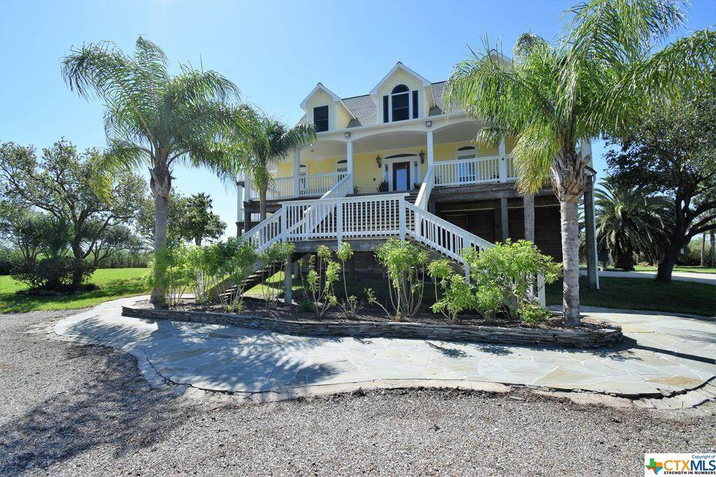 8036 Highway 316 - Photo 1
