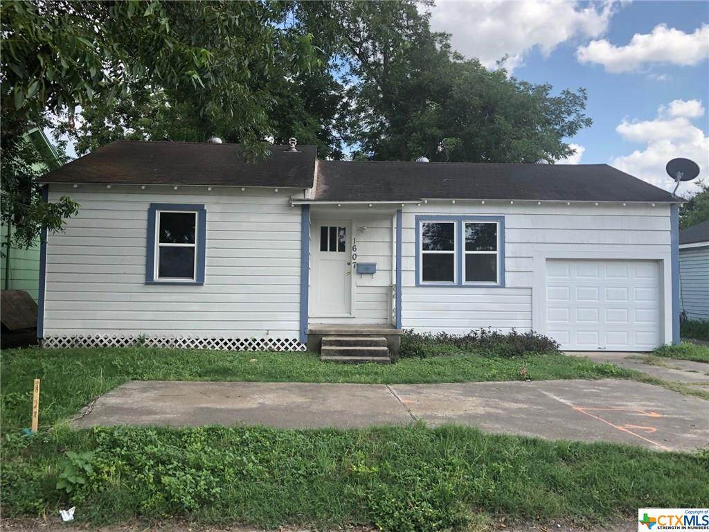 1607 Crestwood Drive - Photo 1