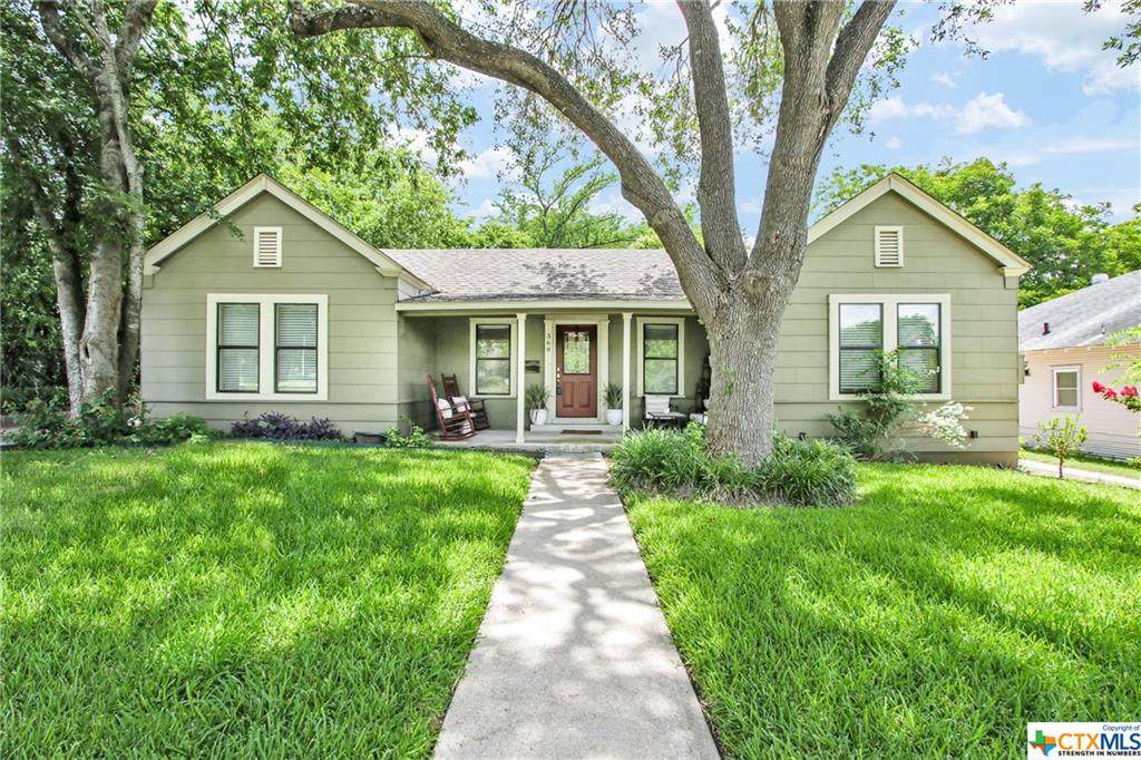 368 Walnut Avenue - Photo 1