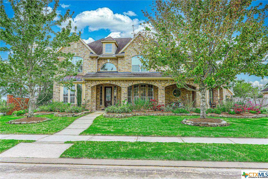 4918 Cross Creek Lane - Photo 1