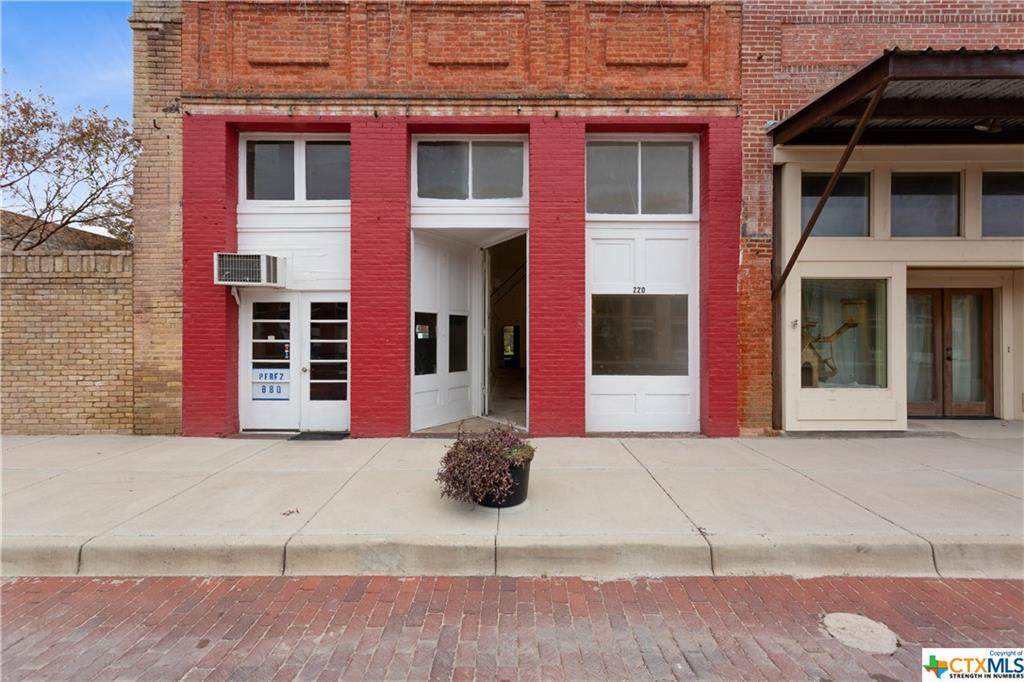 220 Clark Street - Photo 1