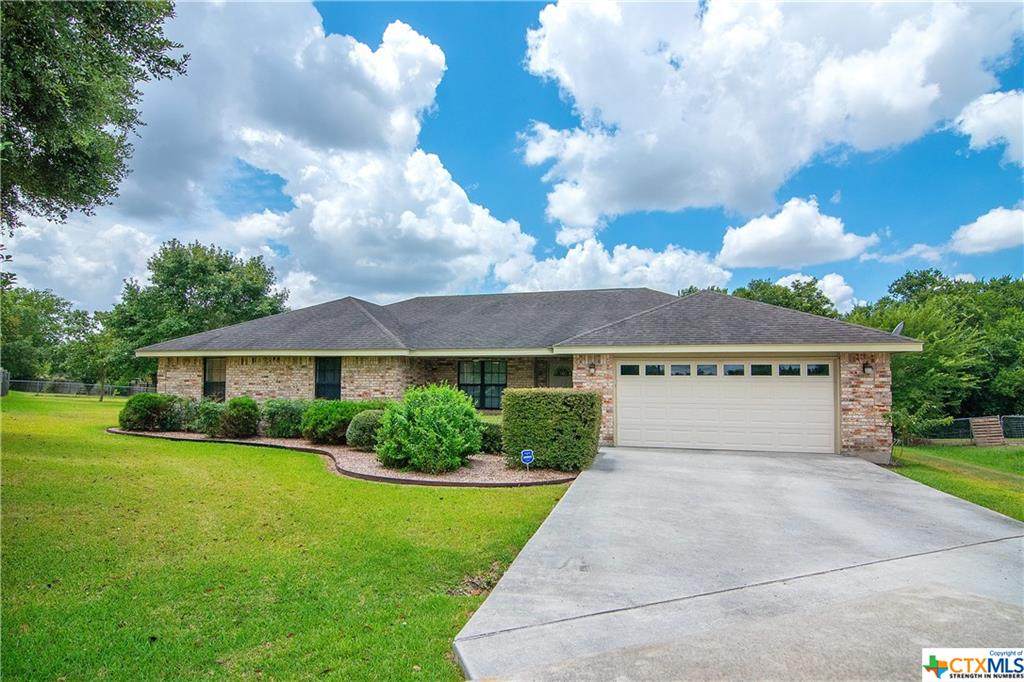 112 Cimmarron Circle - Photo 1