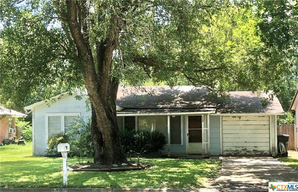 509 Bois Darc Street - Photo 1