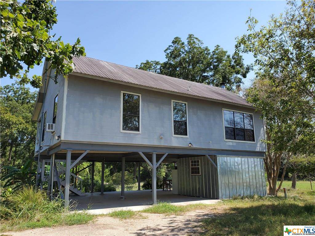 850 Tannenbaum Lane - Photo 1