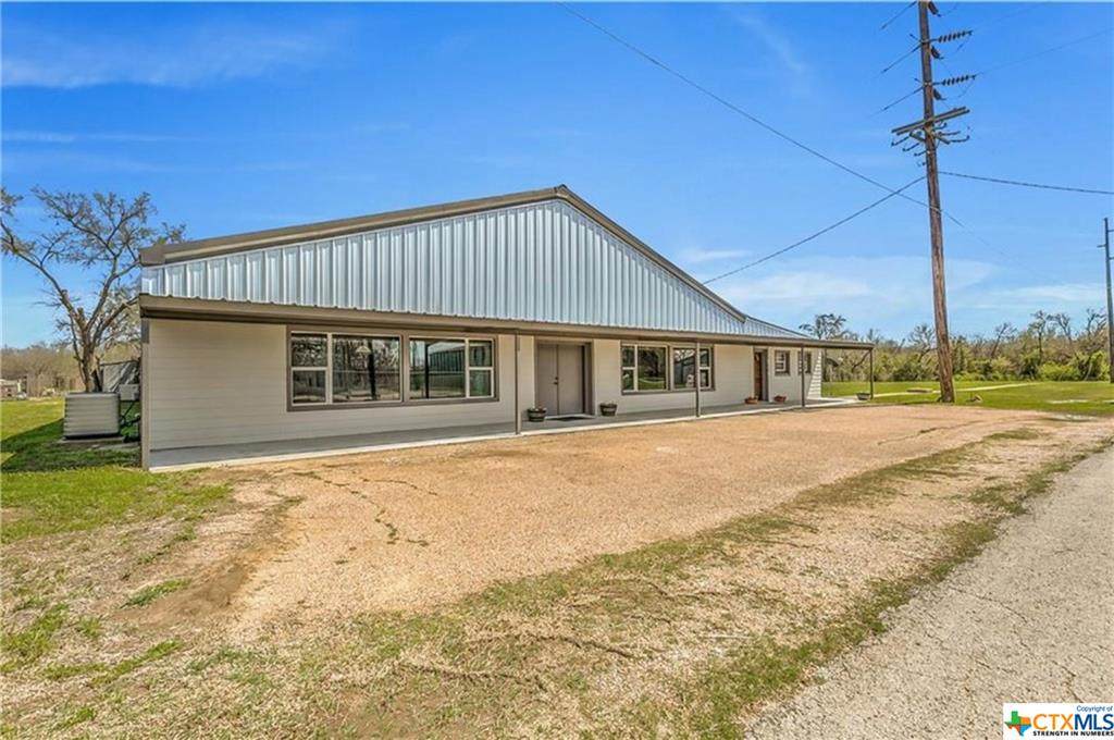 110 Trinity Street - Photo 1