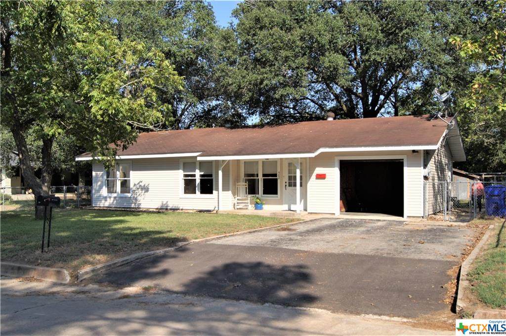 502 Davis Street - Photo 1