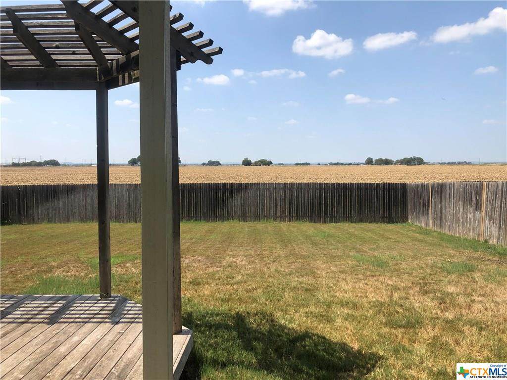 879 Avery Parkway - Photo 1
