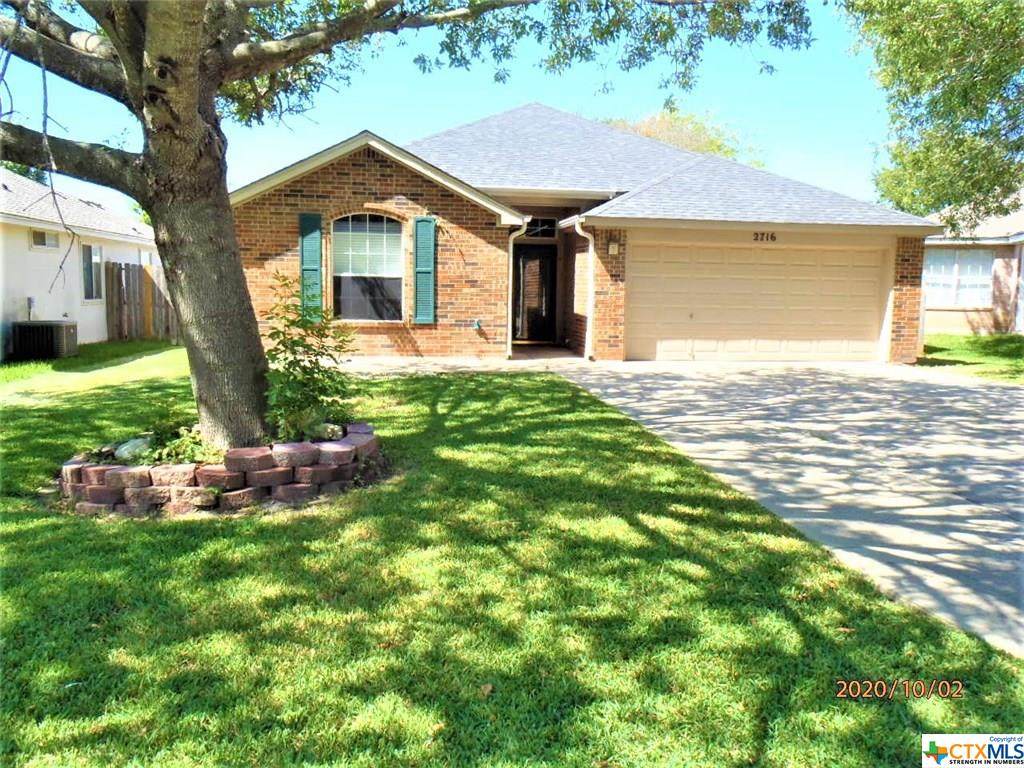 2716 Greenbriar Court - Photo 1
