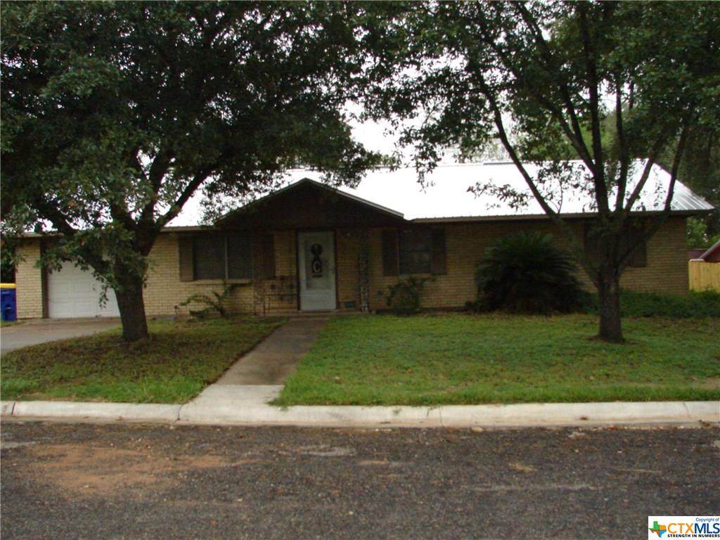831 Larry Drive - Photo 1