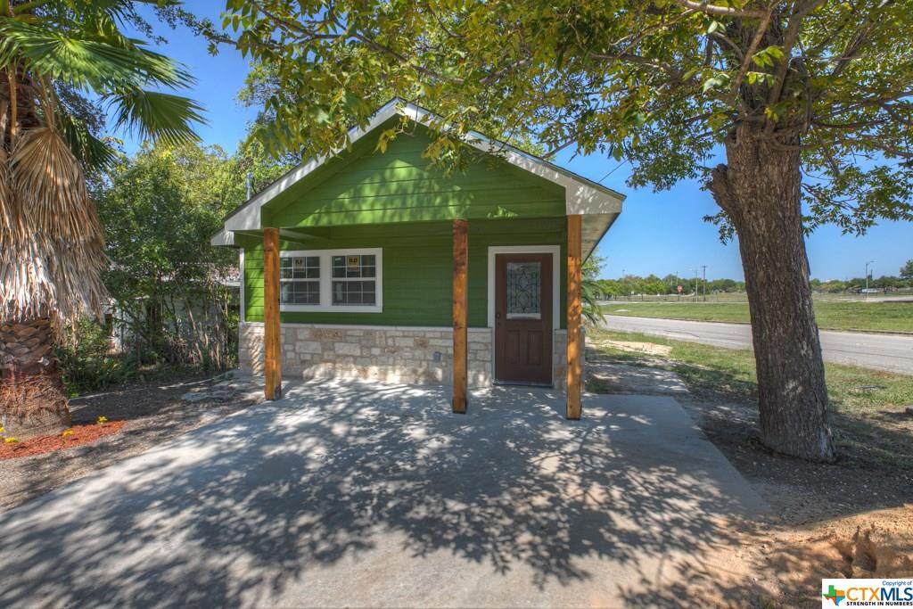 291 School Avenue - Photo 1