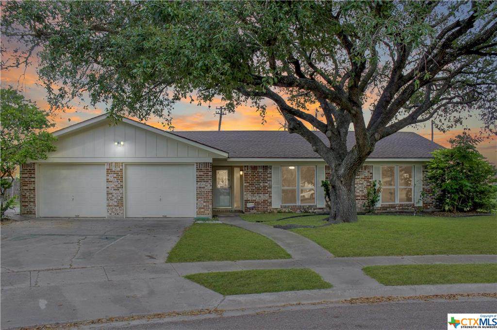 306 Milton Street - Photo 1