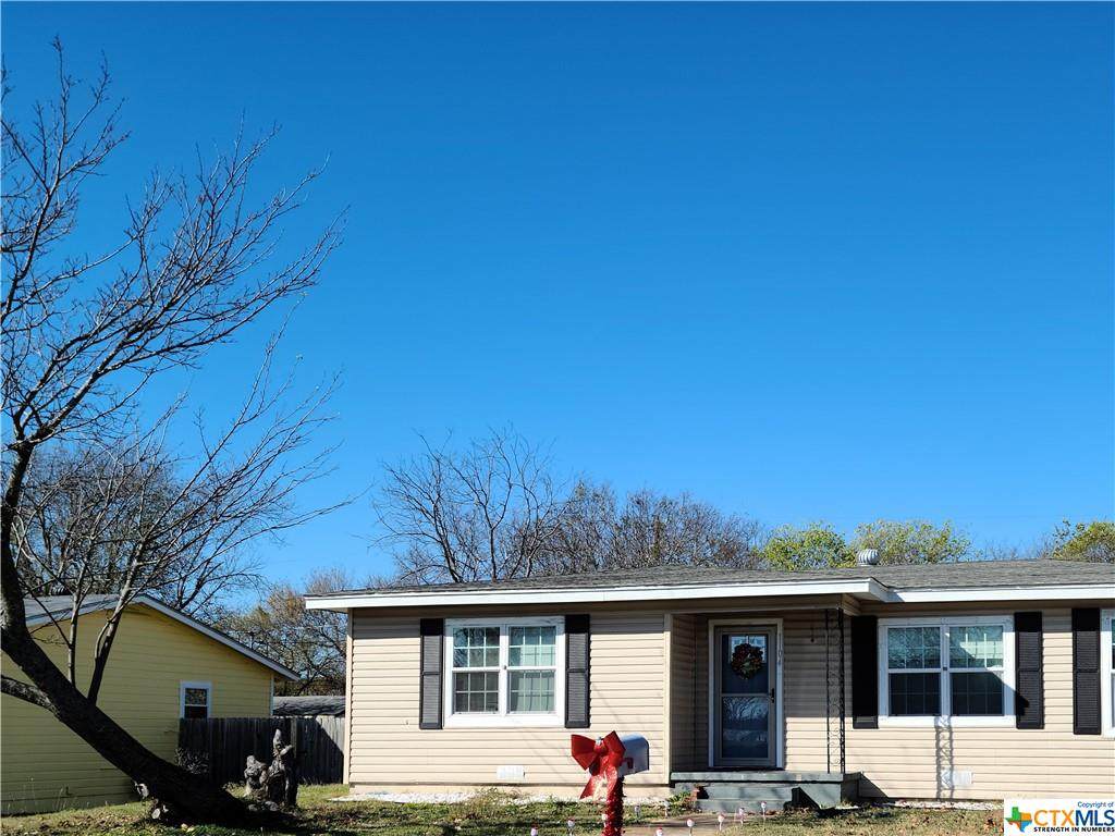 1104 13th Street - Photo 1