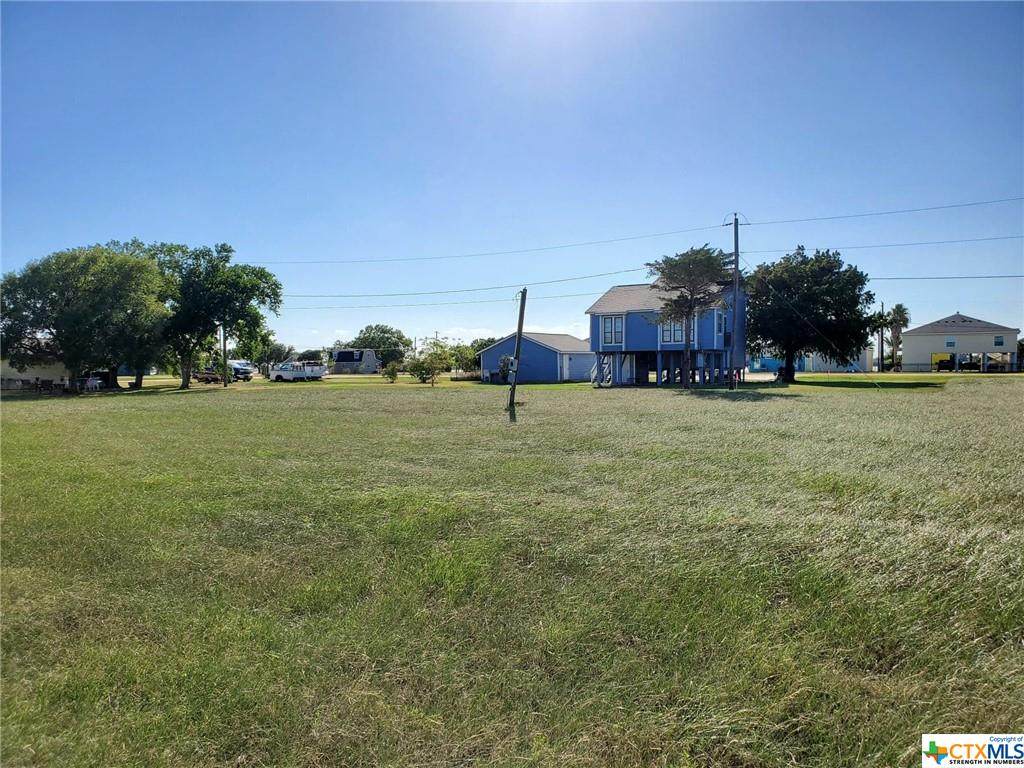 1034 Calumet Drive - Photo 1