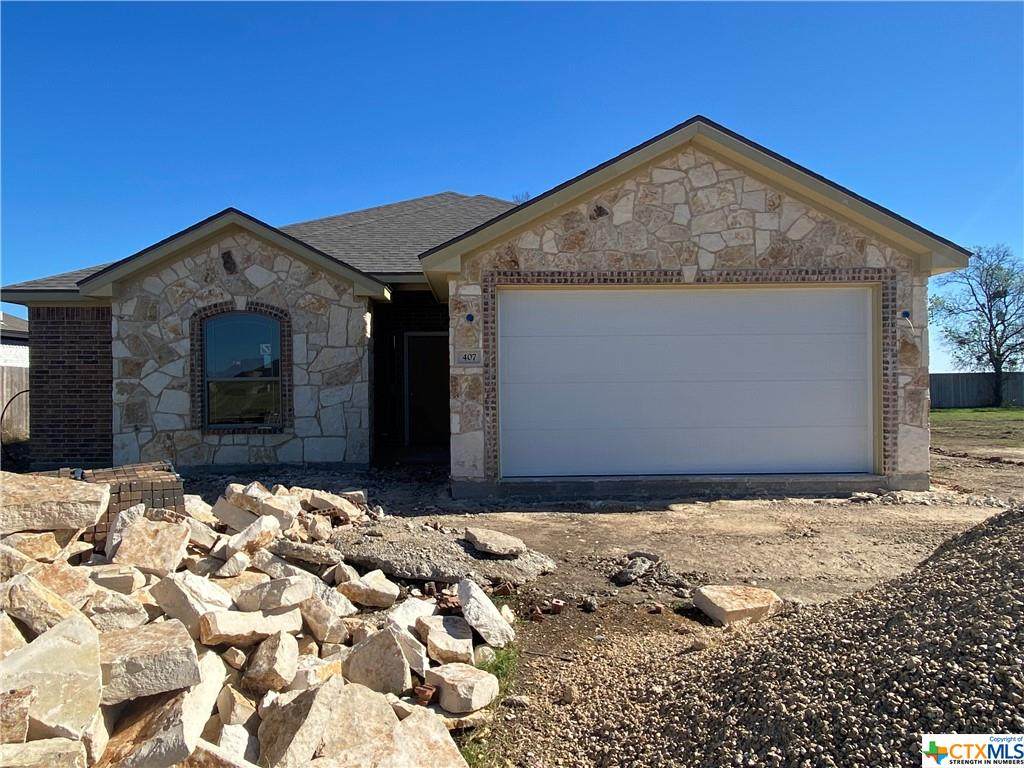 407 Juniper Drive - Photo 1
