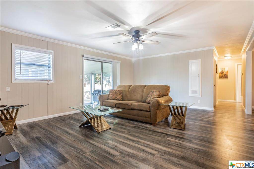 535 Cheapside Road - Photo 1