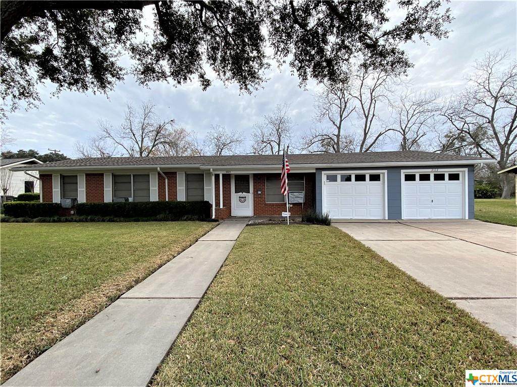 3103 Redwood Drive - Photo 1