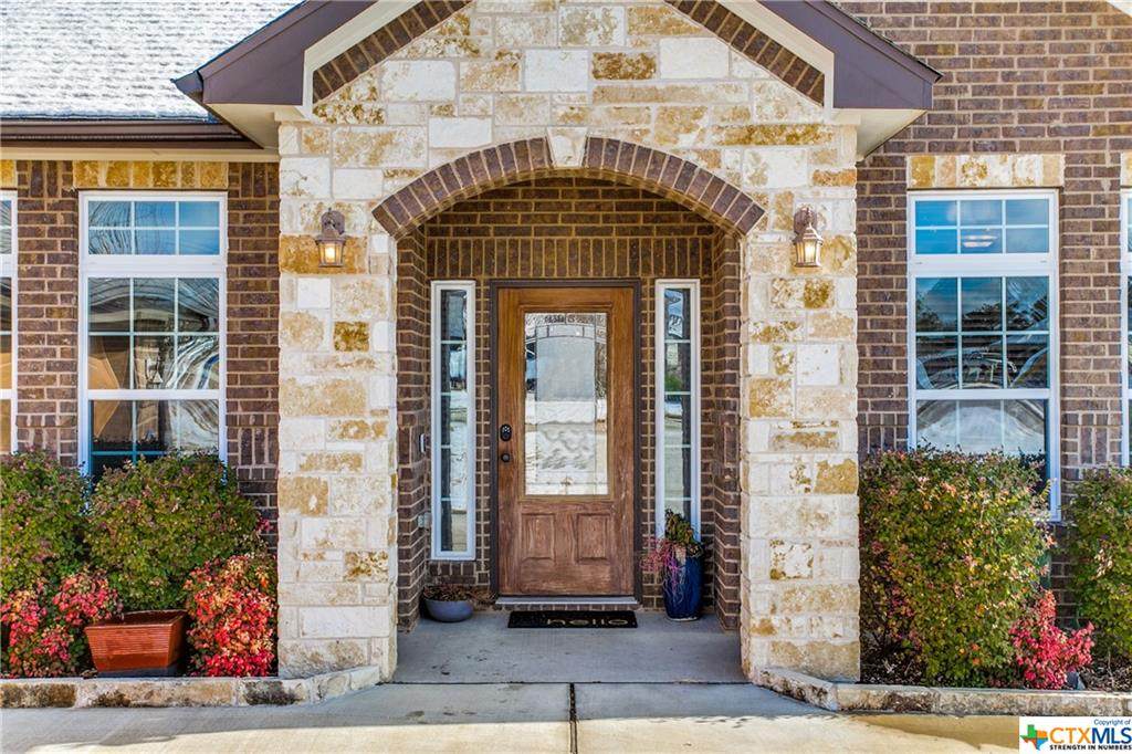 3944 Bella Vista Loop - Photo 1