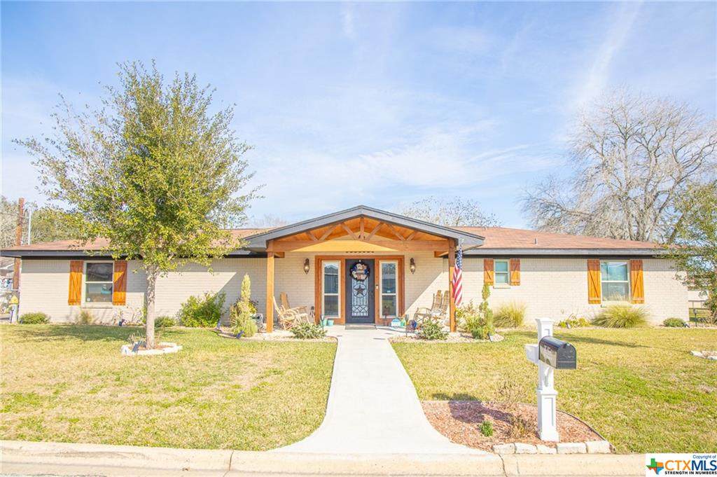 1003 Welhausen Avenue - Photo 1