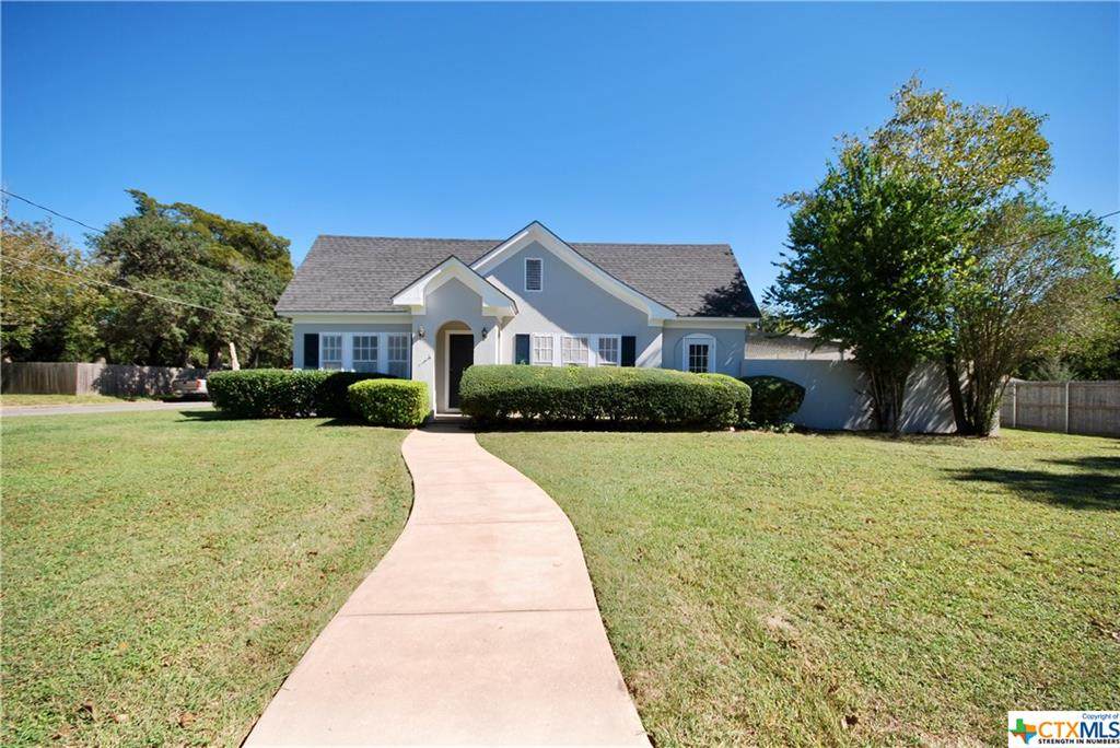 420 La Grange Street - Photo 1