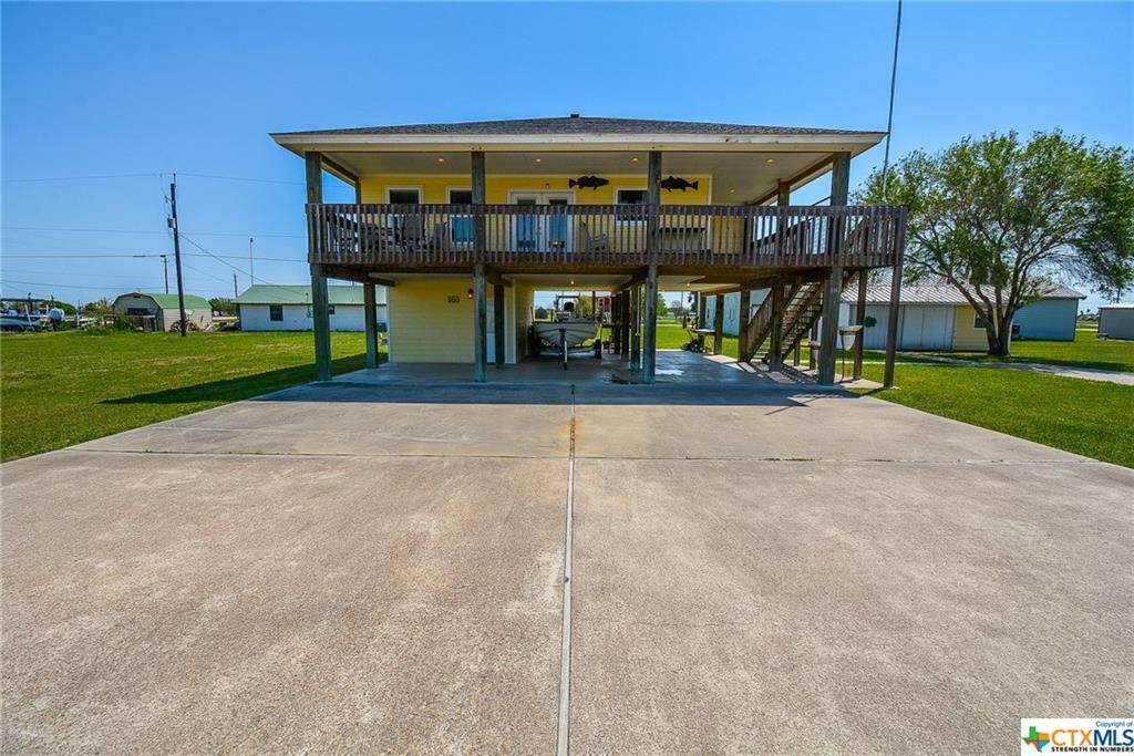 181 Calumet Drive - Photo 1