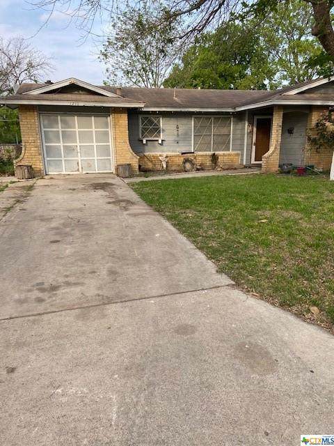1210 Chestnut Drive - Photo 1
