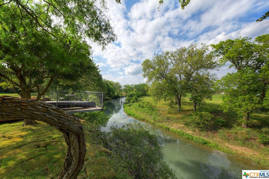 320 River Ranch Circle - Photo 1