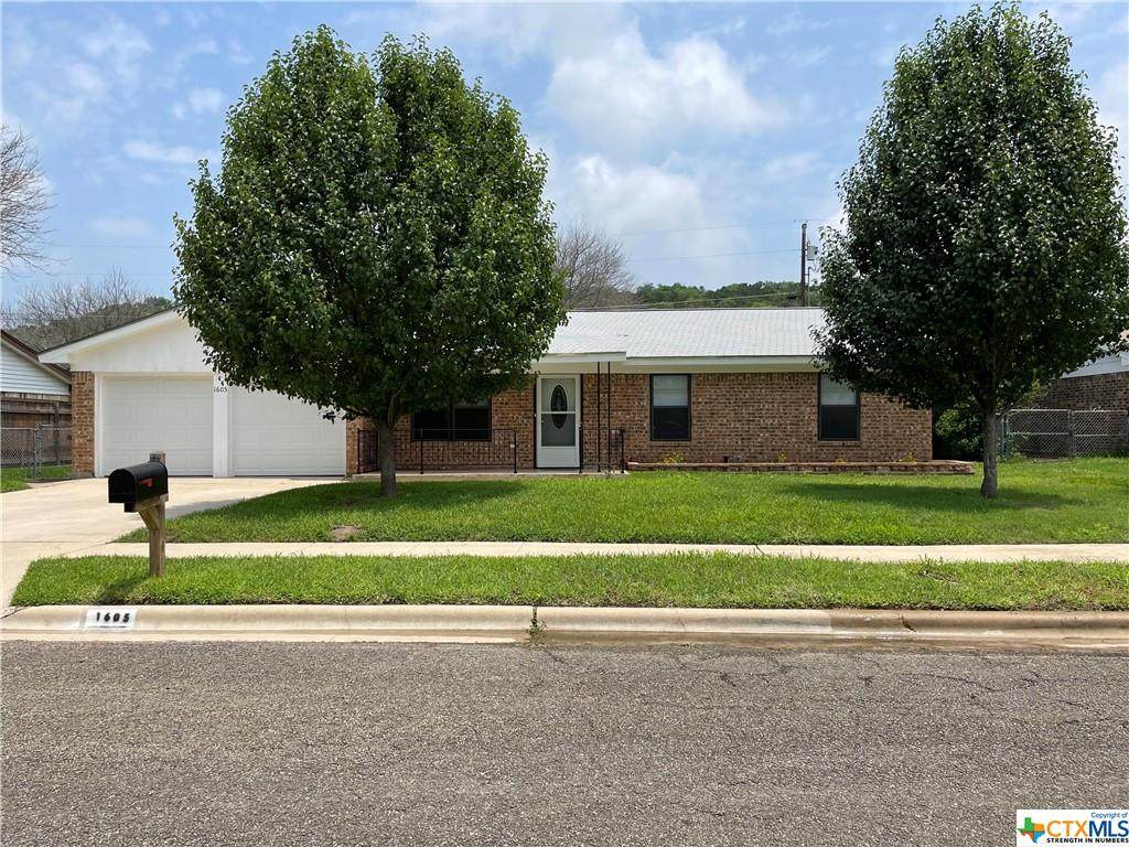 1605 Velma Avenue - Photo 1