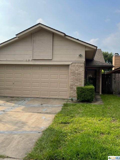 103 Mandarin Drive - Photo 1