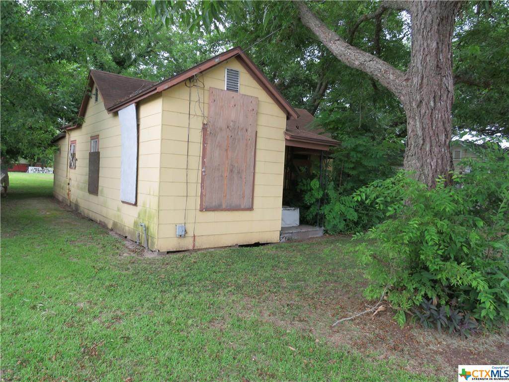 1406 Wheeler Street - Photo 1