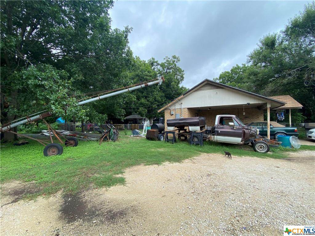 20209 San Marcos Highway - Photo 1