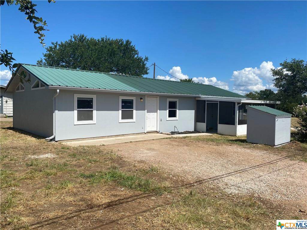 400 Campway - Photo 1