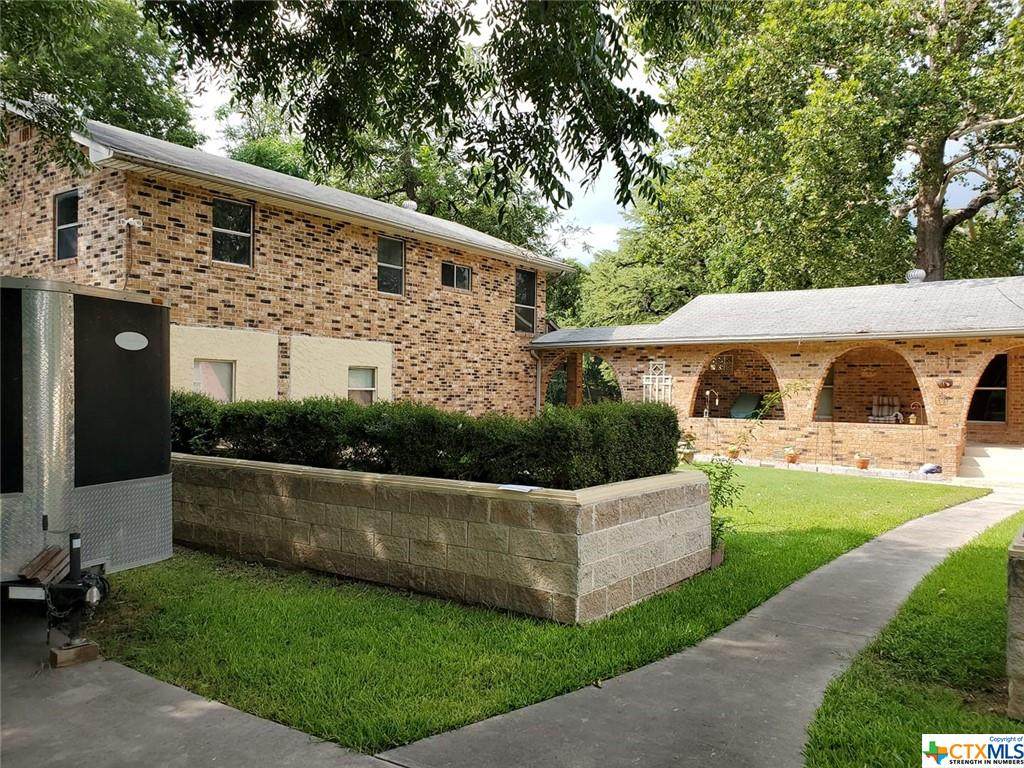 388 Guadalupe River Drive - Photo 1