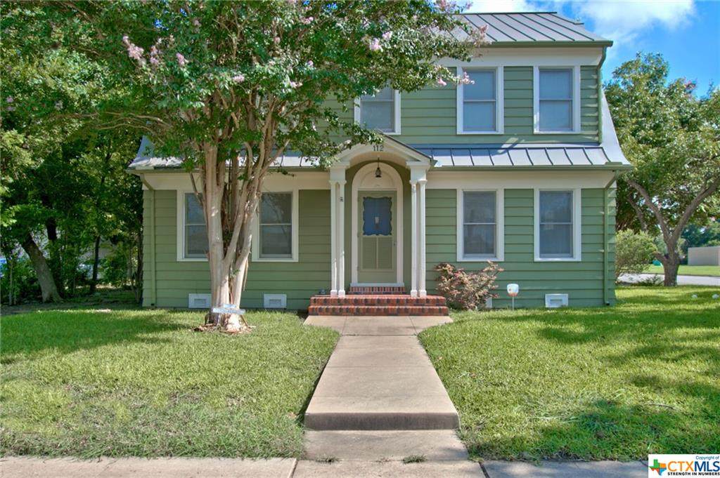 108 College Street - Photo 1