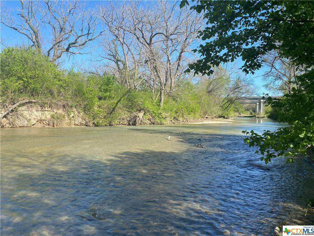 11881 Fm 621 - Photo 1