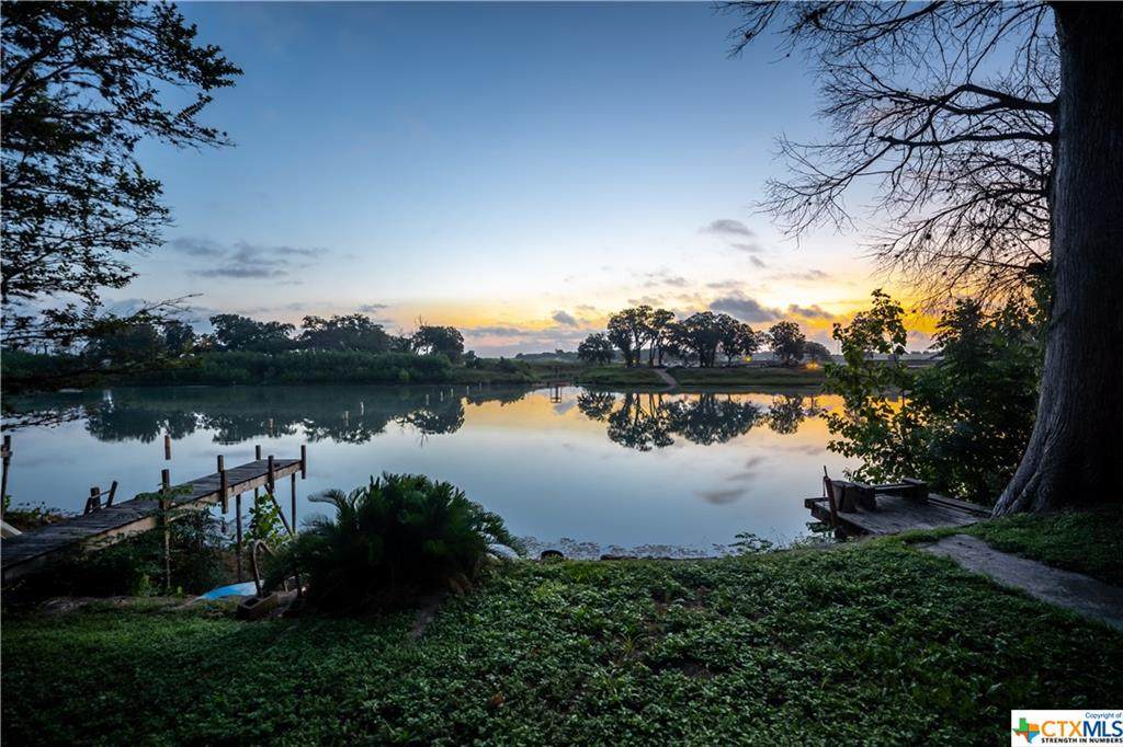 817 Lakeside Pass - Photo 1